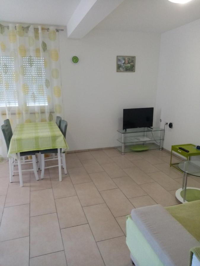Apartmani Cesar Rtina Exterior foto